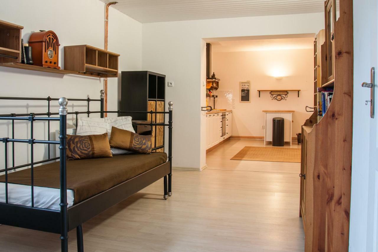 דירות Apartman Železnice מראה חיצוני תמונה