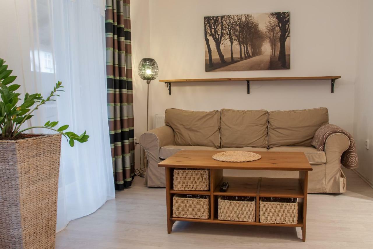 דירות Apartman Železnice מראה חיצוני תמונה