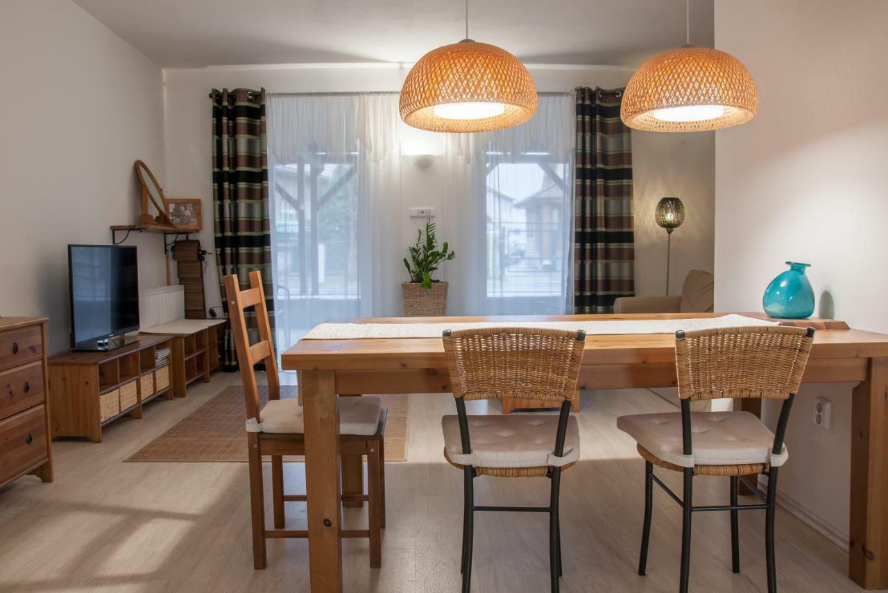 דירות Apartman Železnice מראה חיצוני תמונה